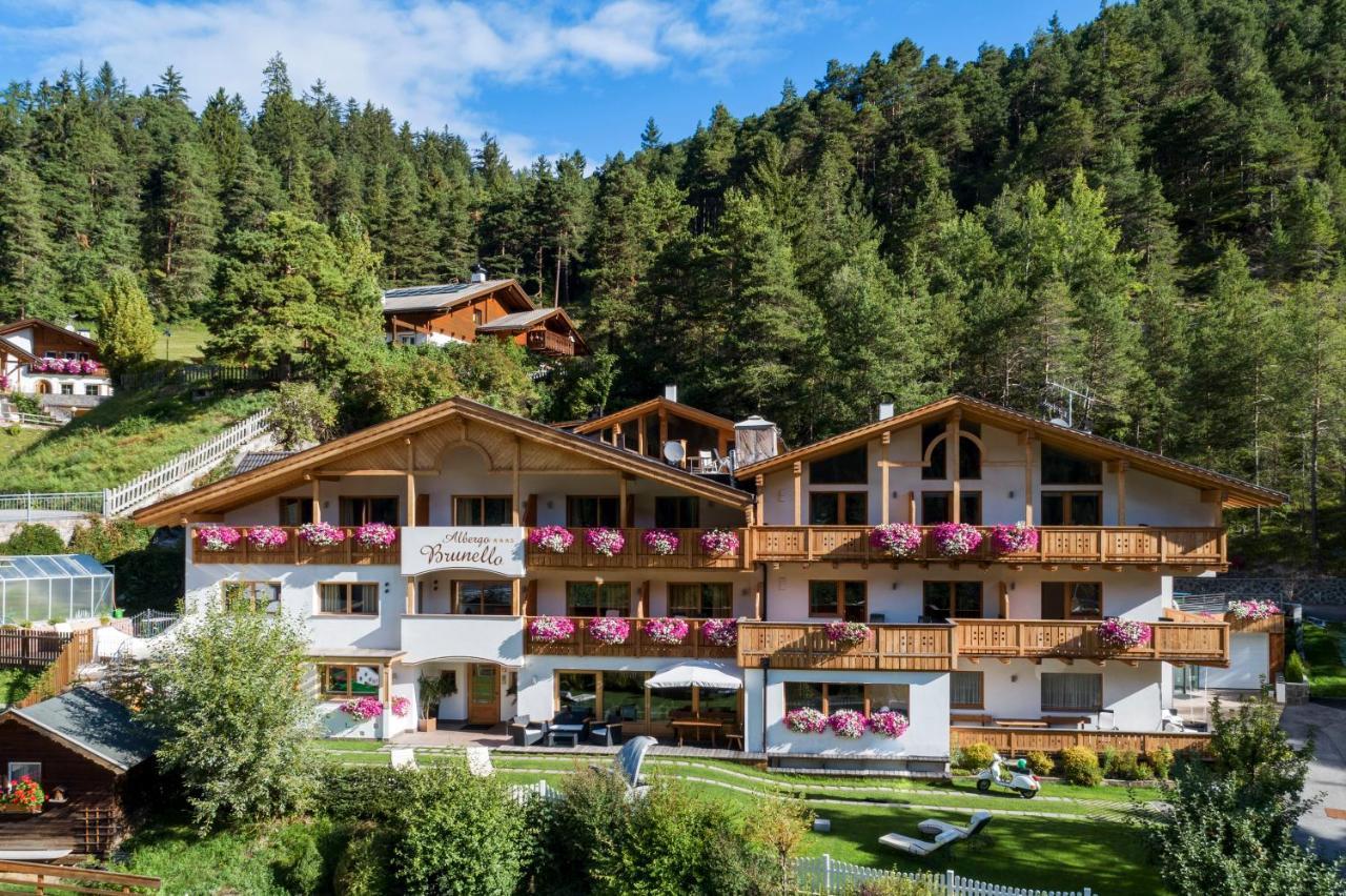 Hotel Brunello St. Ulrich in Gröden Exterior foto