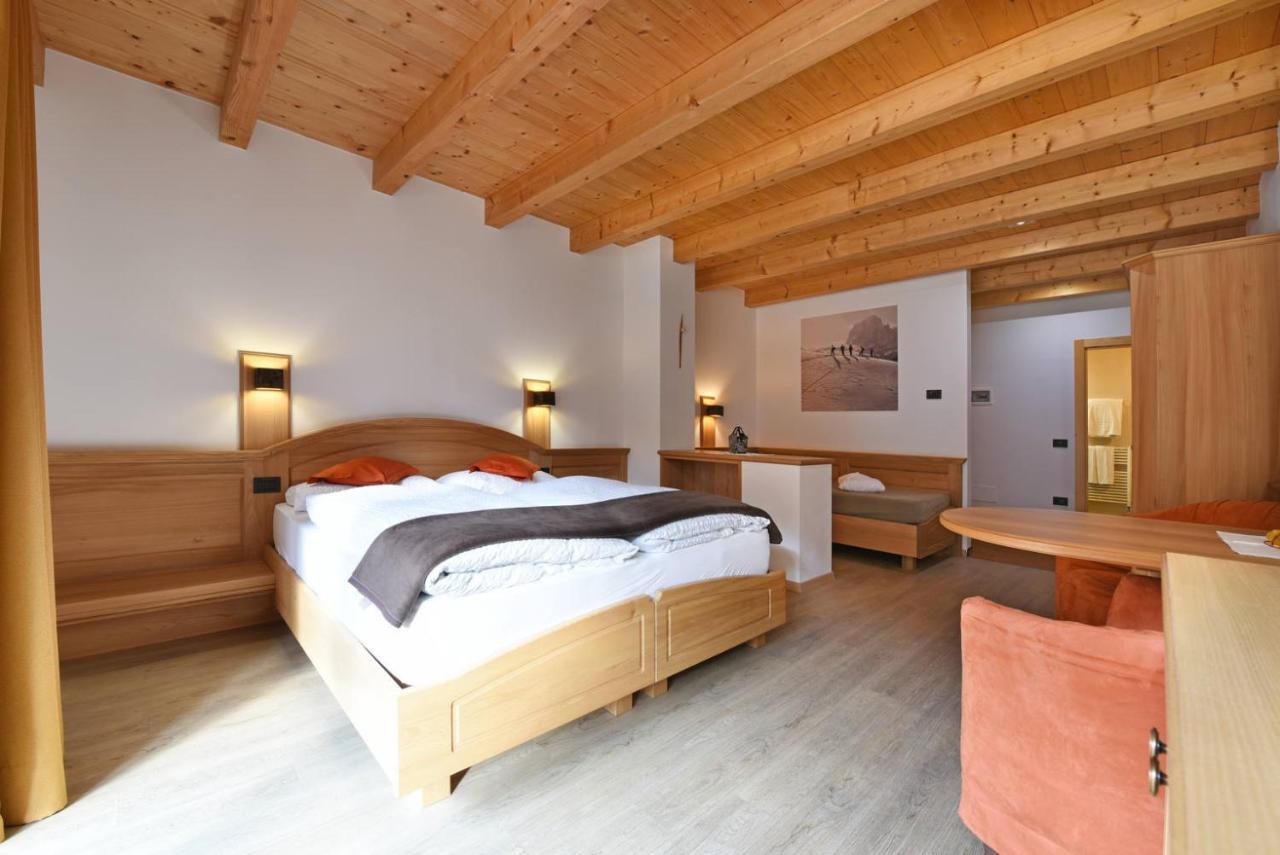 Hotel Brunello St. Ulrich in Gröden Exterior foto